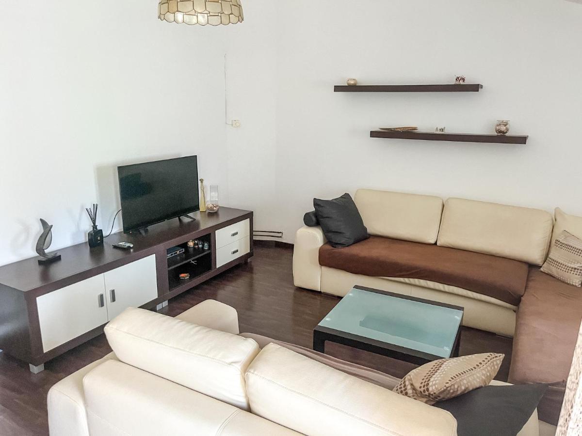 Apartment Lidija バニョレ エクステリア 写真